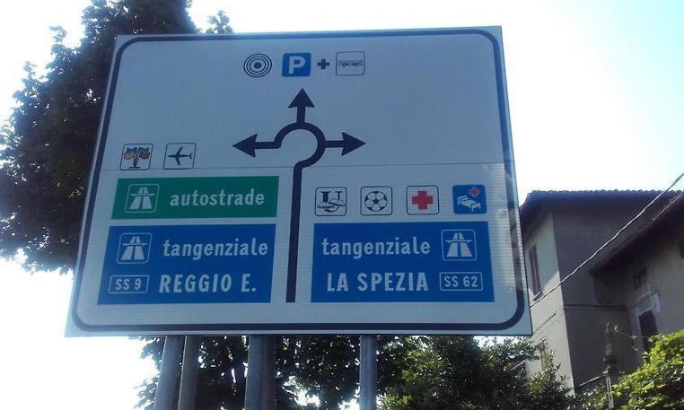 Hotel Elena 1 Self Check-In Parma Esterno foto